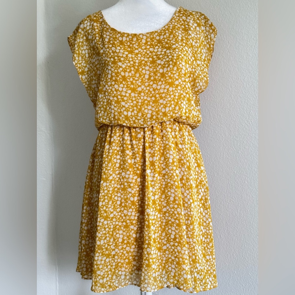 Lush Women’s Mustard and White Patterned Mini Dress